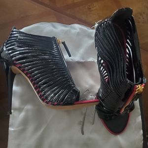 NIB GIUSEPPE ZANOTTI  Black Patent Open-Toe zip front Sandal Sz 38